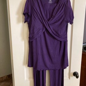 Kindred Bravely Davy Nursing and Maternity Pajama Set